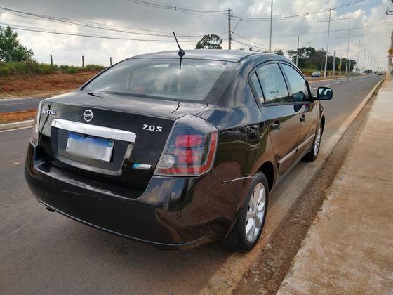 NISSAN SENTRA 2.0 S 16V FLEX 4P AUTOMÁTICO NISSAN SENTRA 2.0 S 16V FLEX 4P AUTOMÁTICO